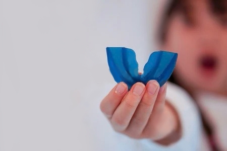 子どもの歯並びはいつ相談する？プレオルソという小児矯正について
